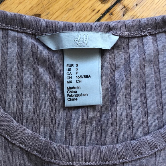 Mauve Long-sleeve Top ✨2 for $10✨ - Picture 3 of 3